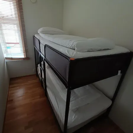 Right In The Centre *